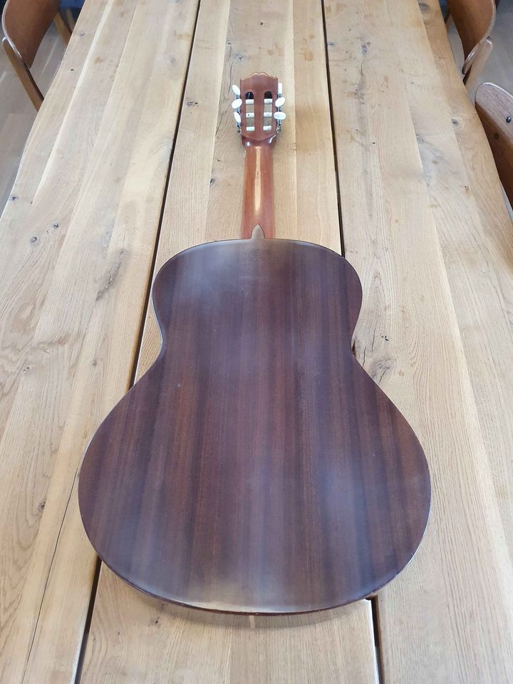Cuenca model 10 - Guitargaragen